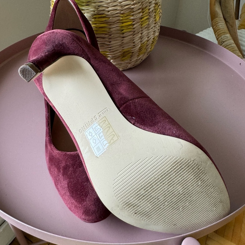 Merlot Heels - Picture 3 of 4